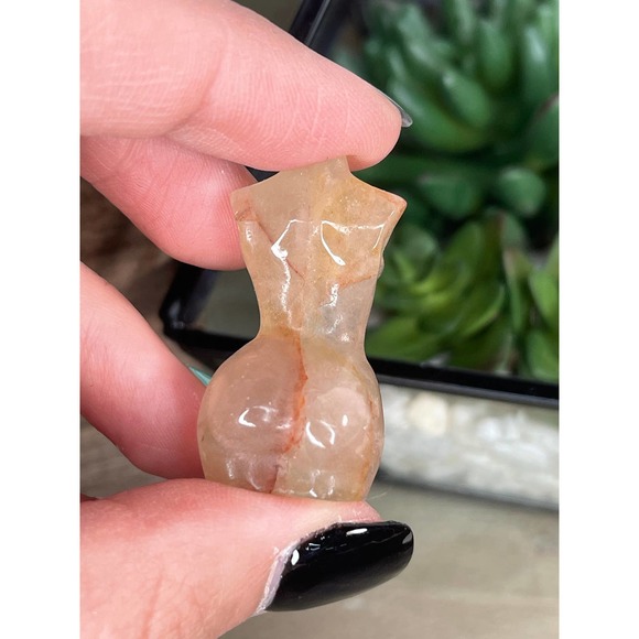 Mini Goddess body carving / sculpture crystal - Picture 8 of 10